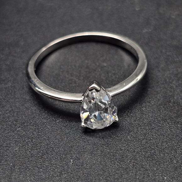 NVC Pear Cut CZ Ring Size 8 Silver Plated Band Tear Drop - Picture 3 of 10